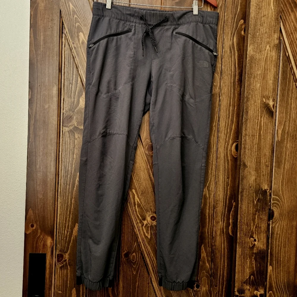 THE NORTH FACE Mens joggers S gray fleece lined sweatpants GUC athleisure